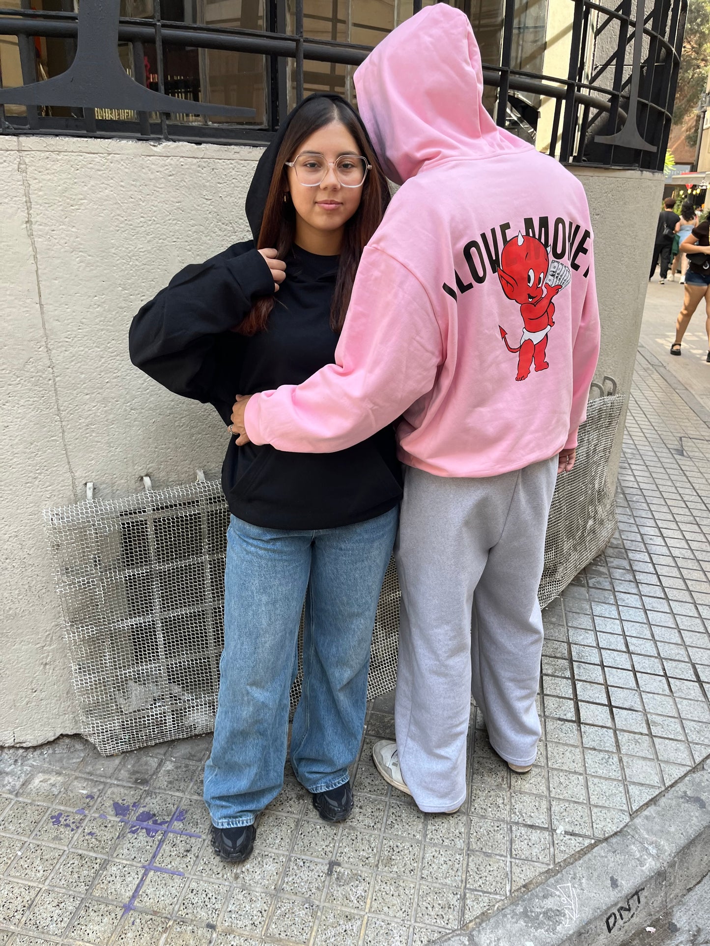 Hoodie I love money modelo manga globo rosa