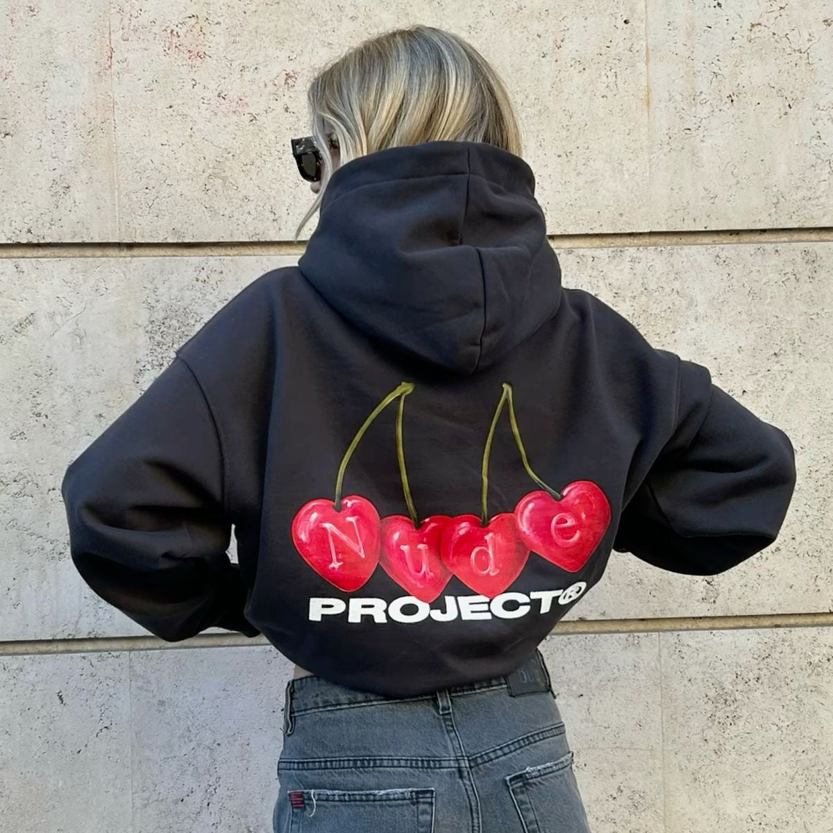 Hoodie nude project manga globo