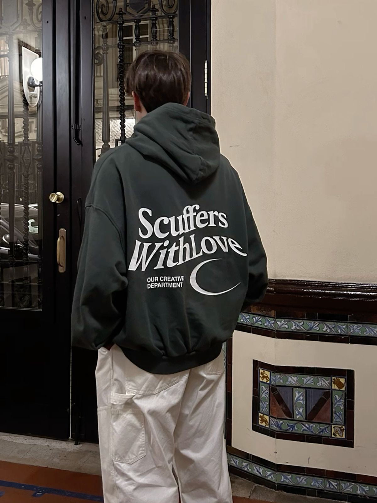 Hoodie negro manga globo with love