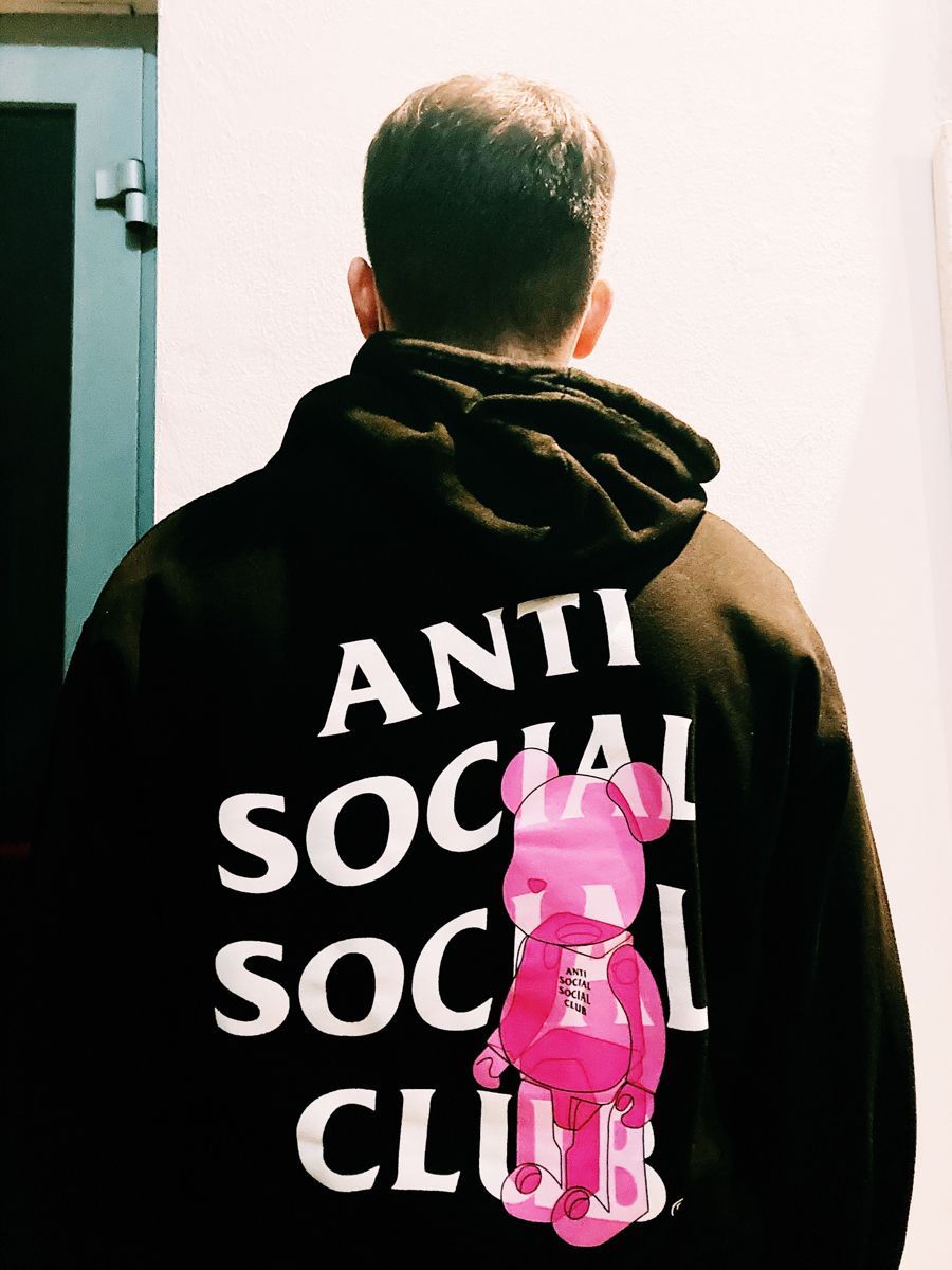 Hoodie negro Antisocial