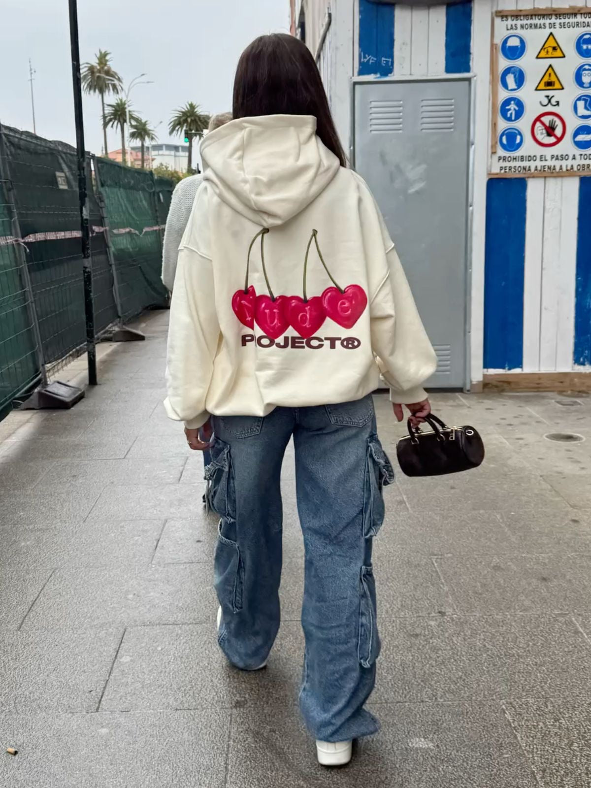 Hoodie nude project manga globo