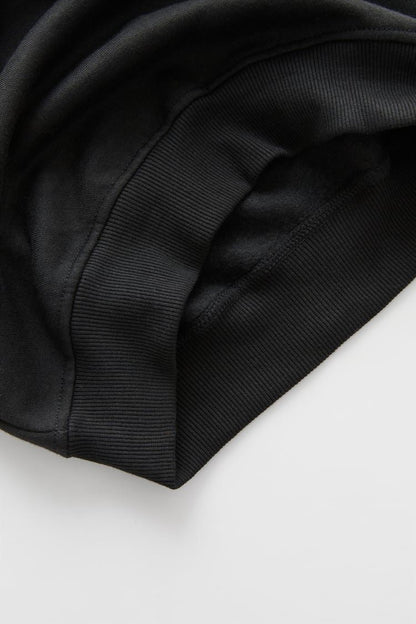 Basic Black - Hoodie Clásico
