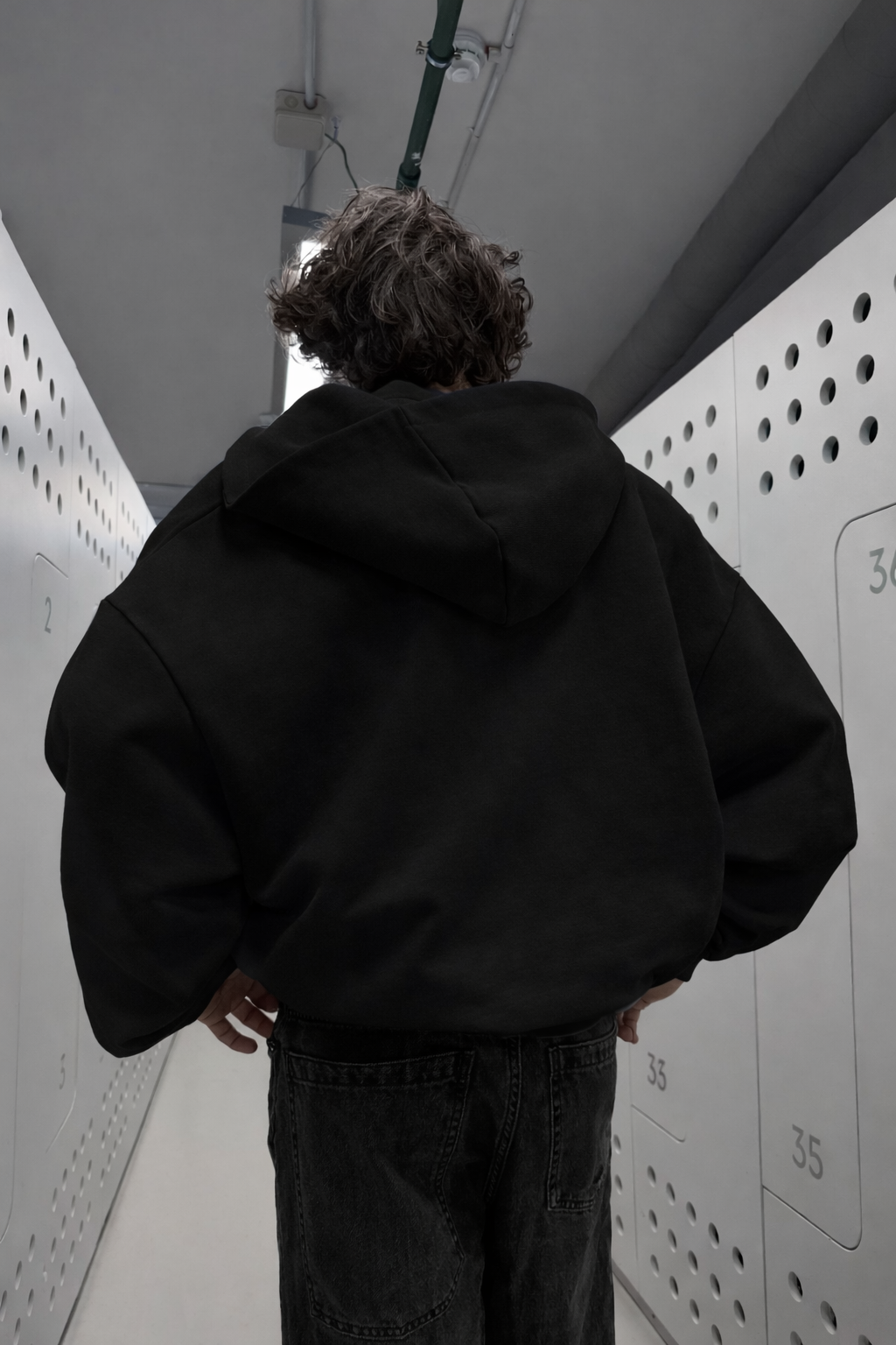 Hoodie manga globo Basic negro