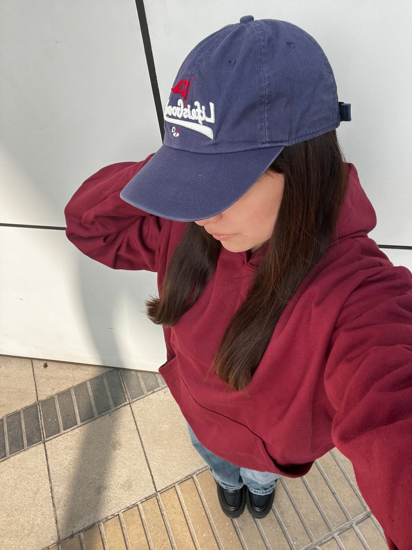 Basic Burdeo - Hoodie Clásico