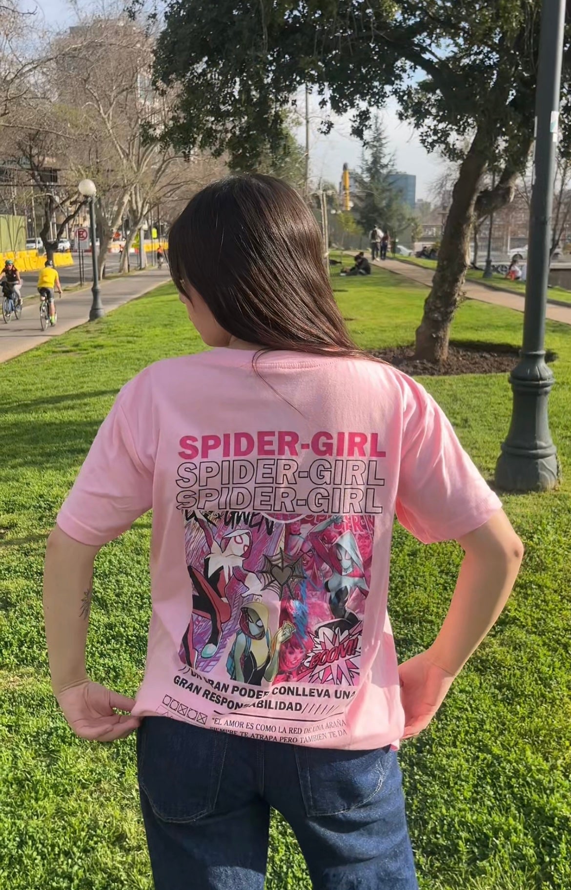 Camiseta spider clásica