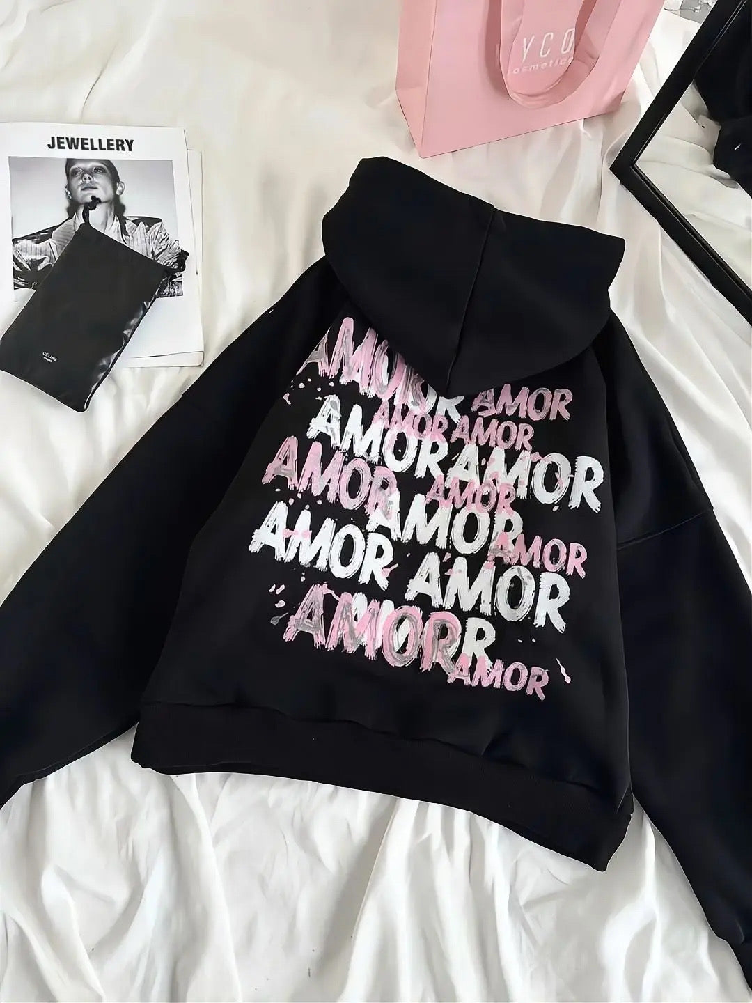 Hoodie more amor  modelo manga globo  negro
