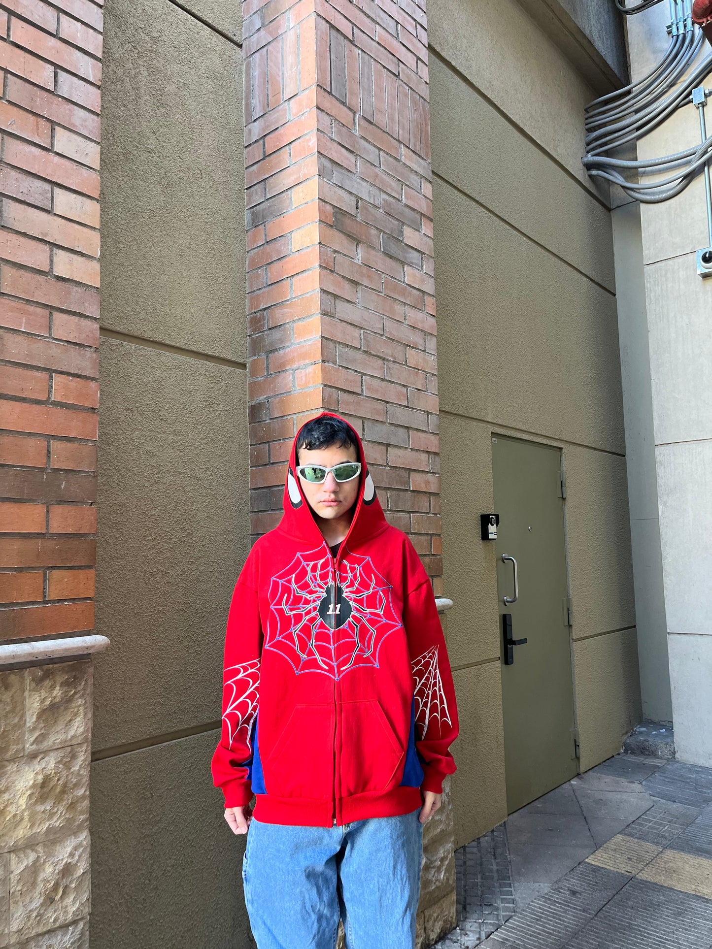 Hoodie spider rojo full zipe