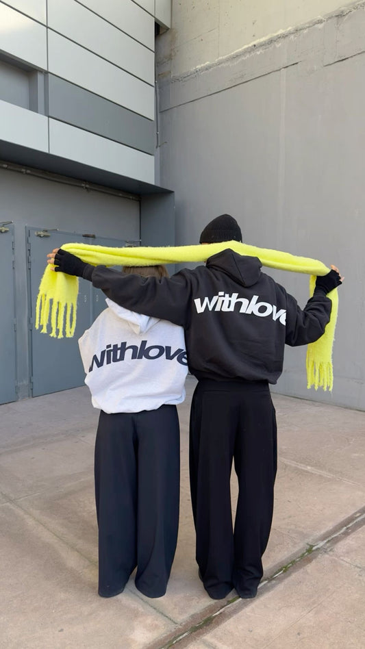 Hoodie with love modelo manga globo blanco