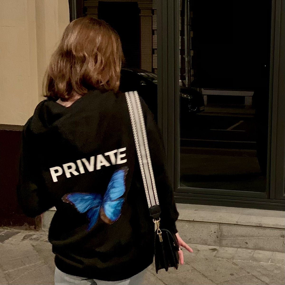 Hoodie Clásico black prívate