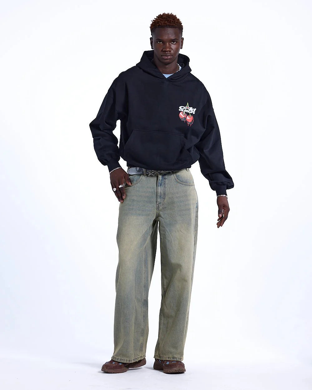 Hoodie negro mangas globo cold culture