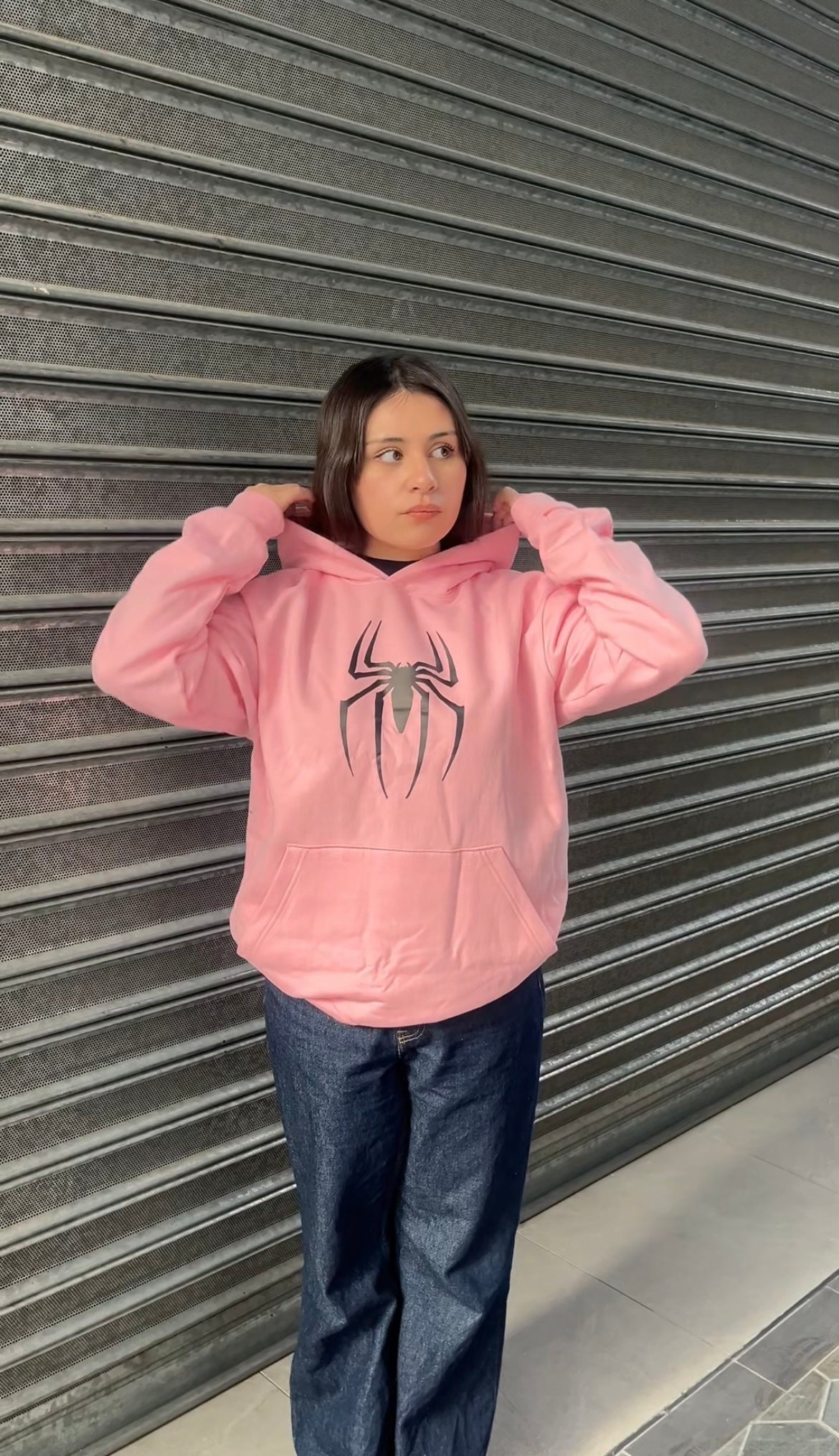 Hoodie spider pink clasico