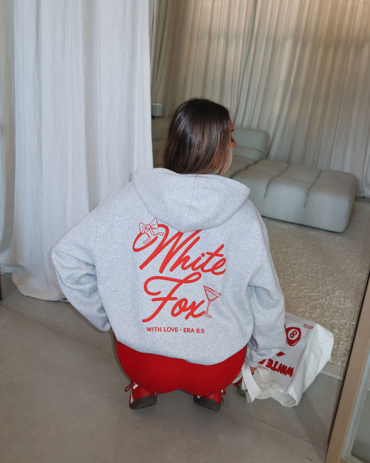 Hoodie white fox manga globo negro