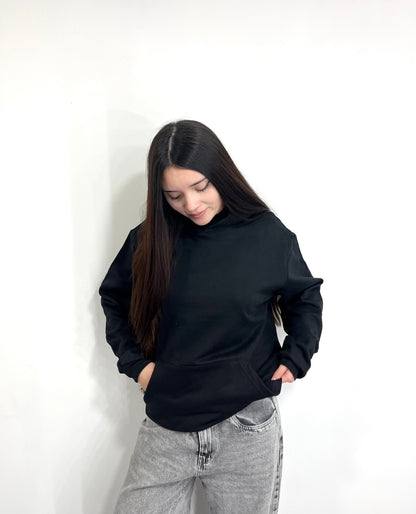 Basic Black - Hoodie Clásico