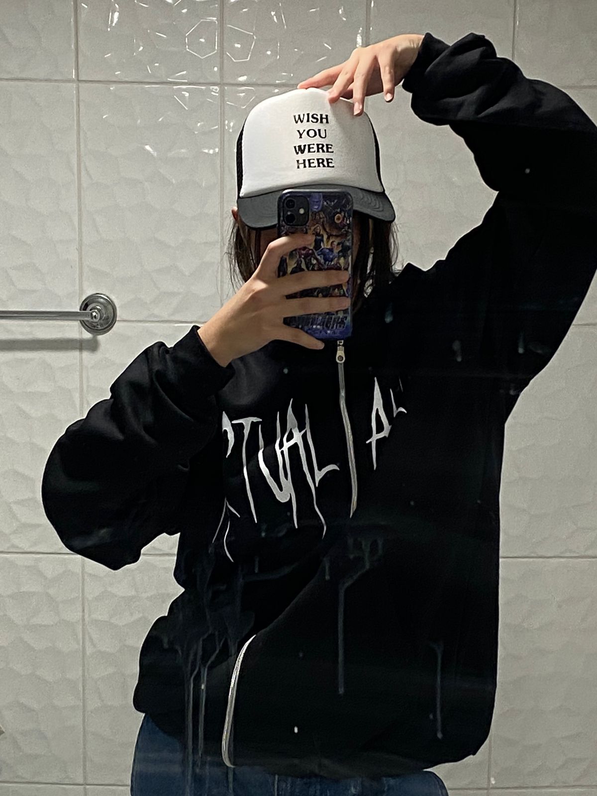 Hoodie negro cierre actual angel