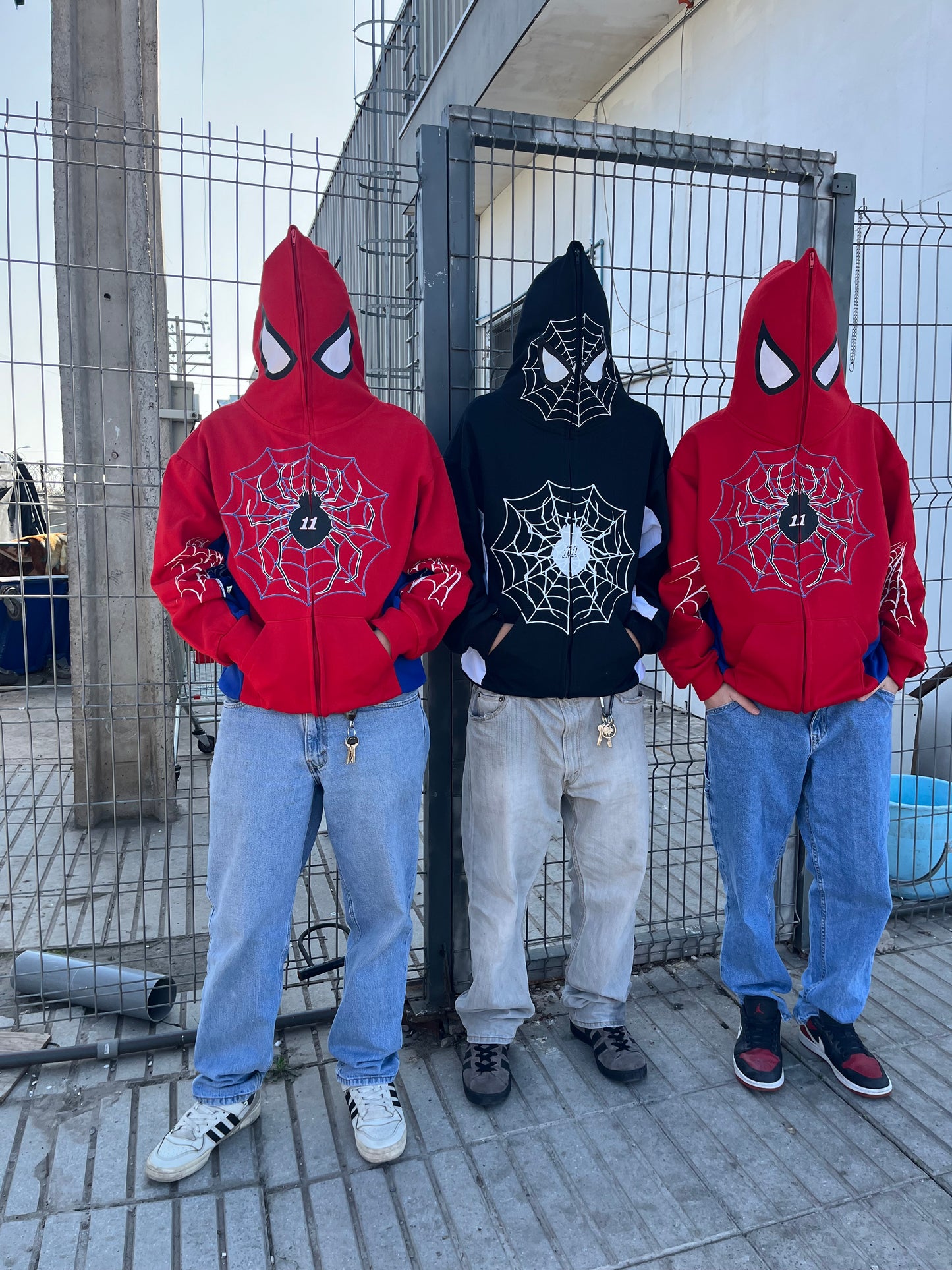 Hoodie spider rojo full zipe