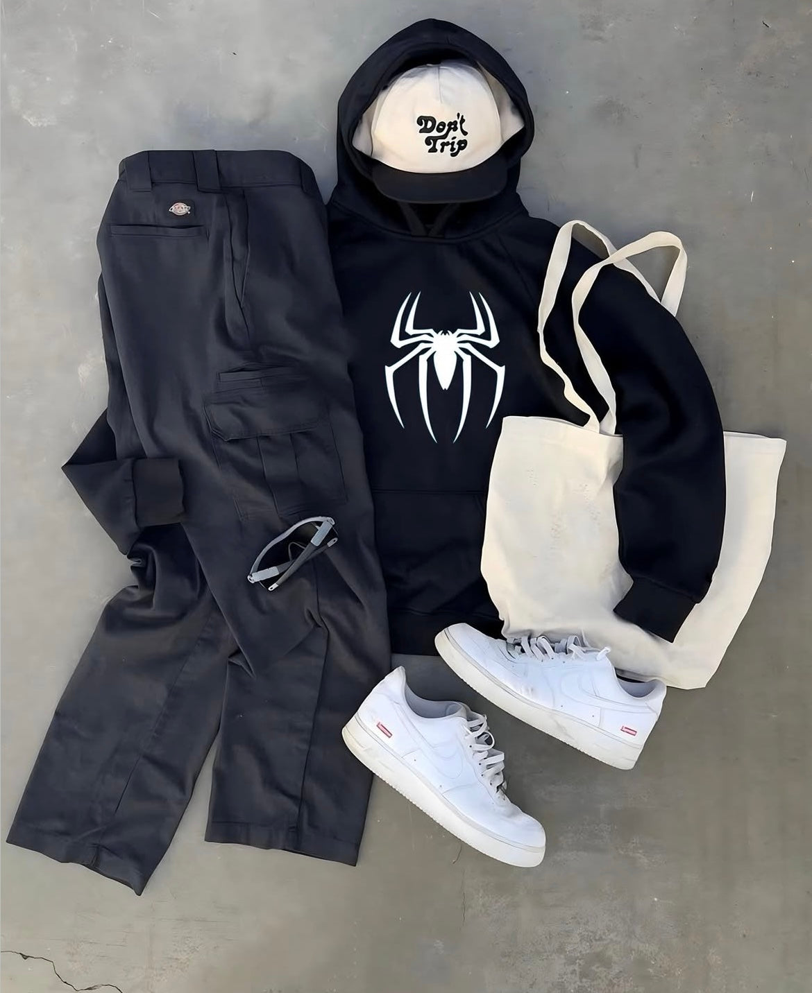 Hoodie araña grande negro