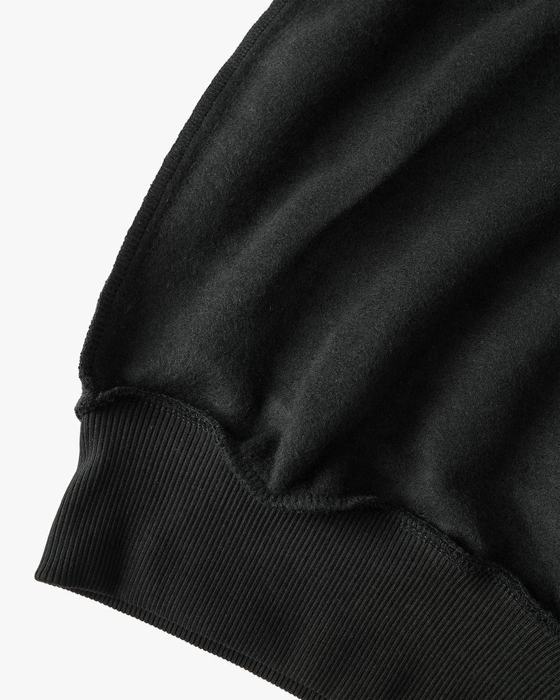 Basic Black - Hoodie Clásico