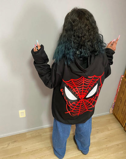 Hoodie Araña modelo canguro recto